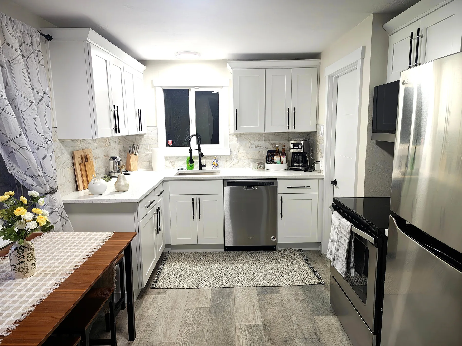 Aleksons furnished rental photo 4