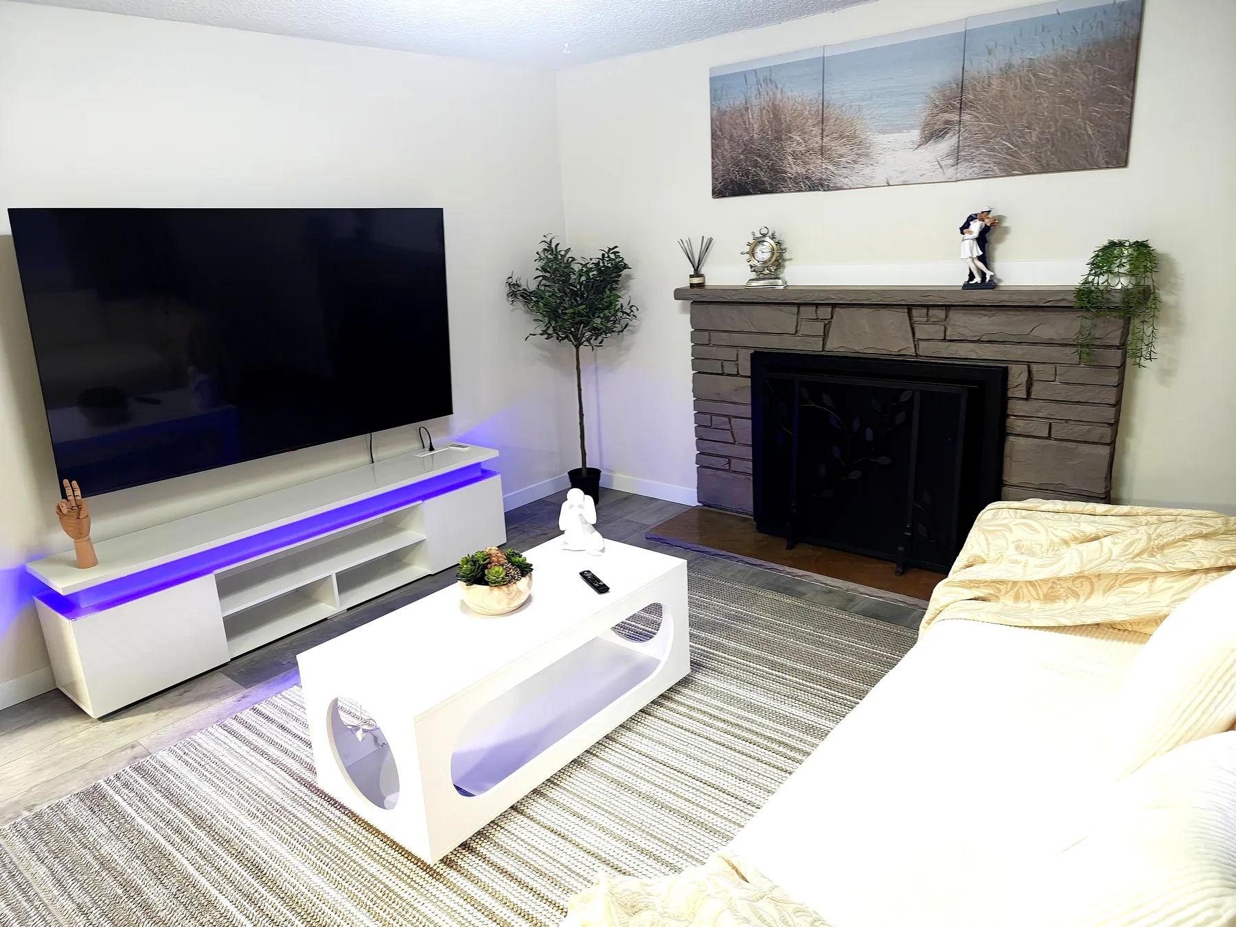 Aleksons furnished rental photo 2