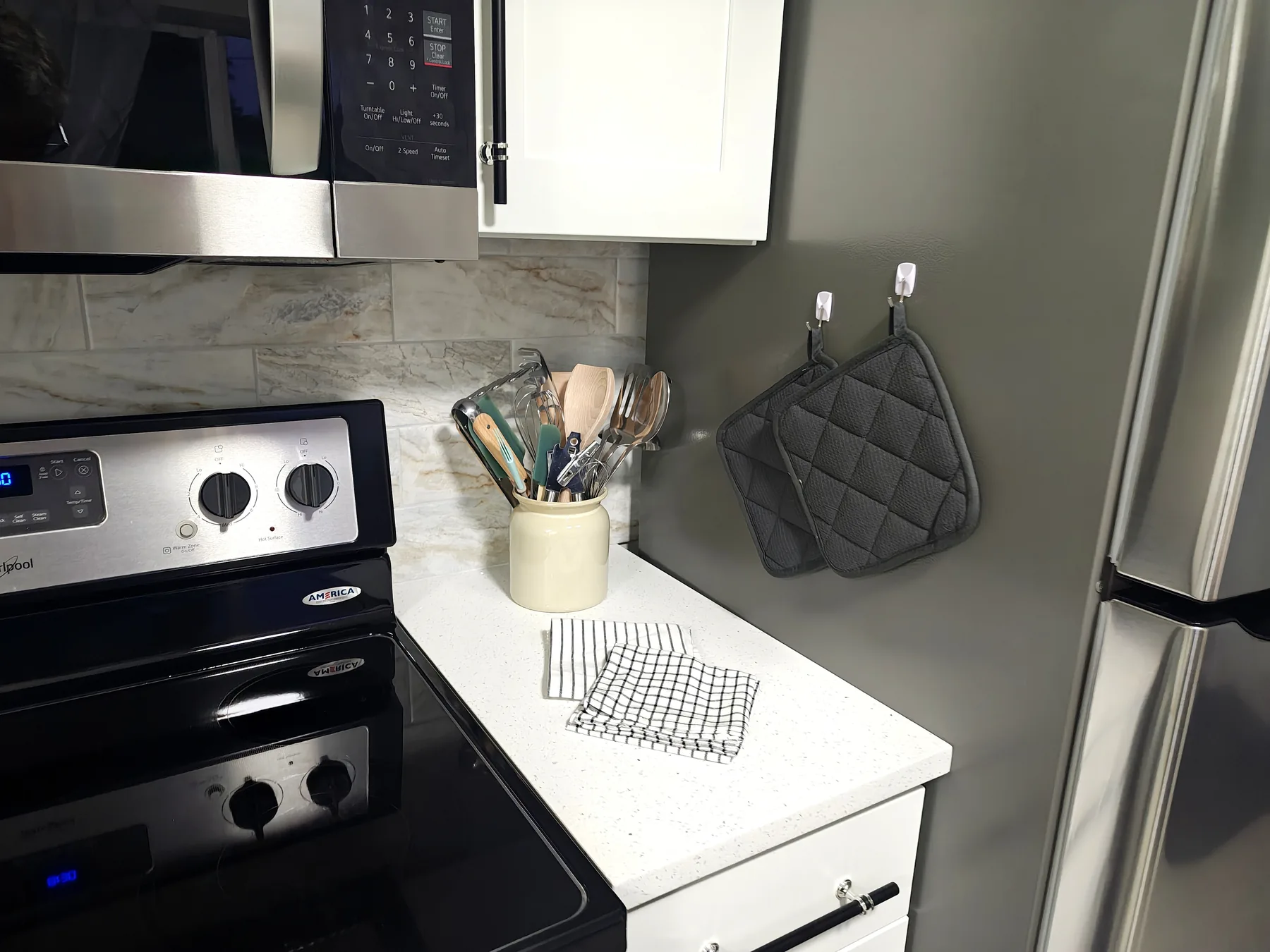 Aleksons furnished rental photo 37
